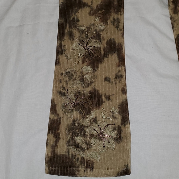BEBE, Corduroy camo pants w/ bedazzle , Sz 4 - Picture 3 of 5